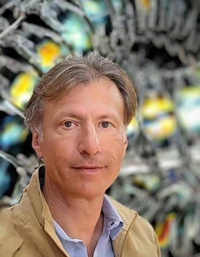Speaker photo of Alexander Kusenko